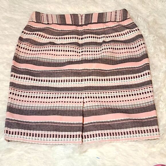 Loft Pencil Skirt Size 6 - Picture 2 of 8